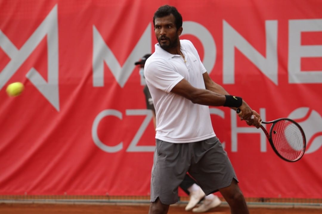 Balaji wins doubles thriller, Ramanathan endures tough loss in Alicante