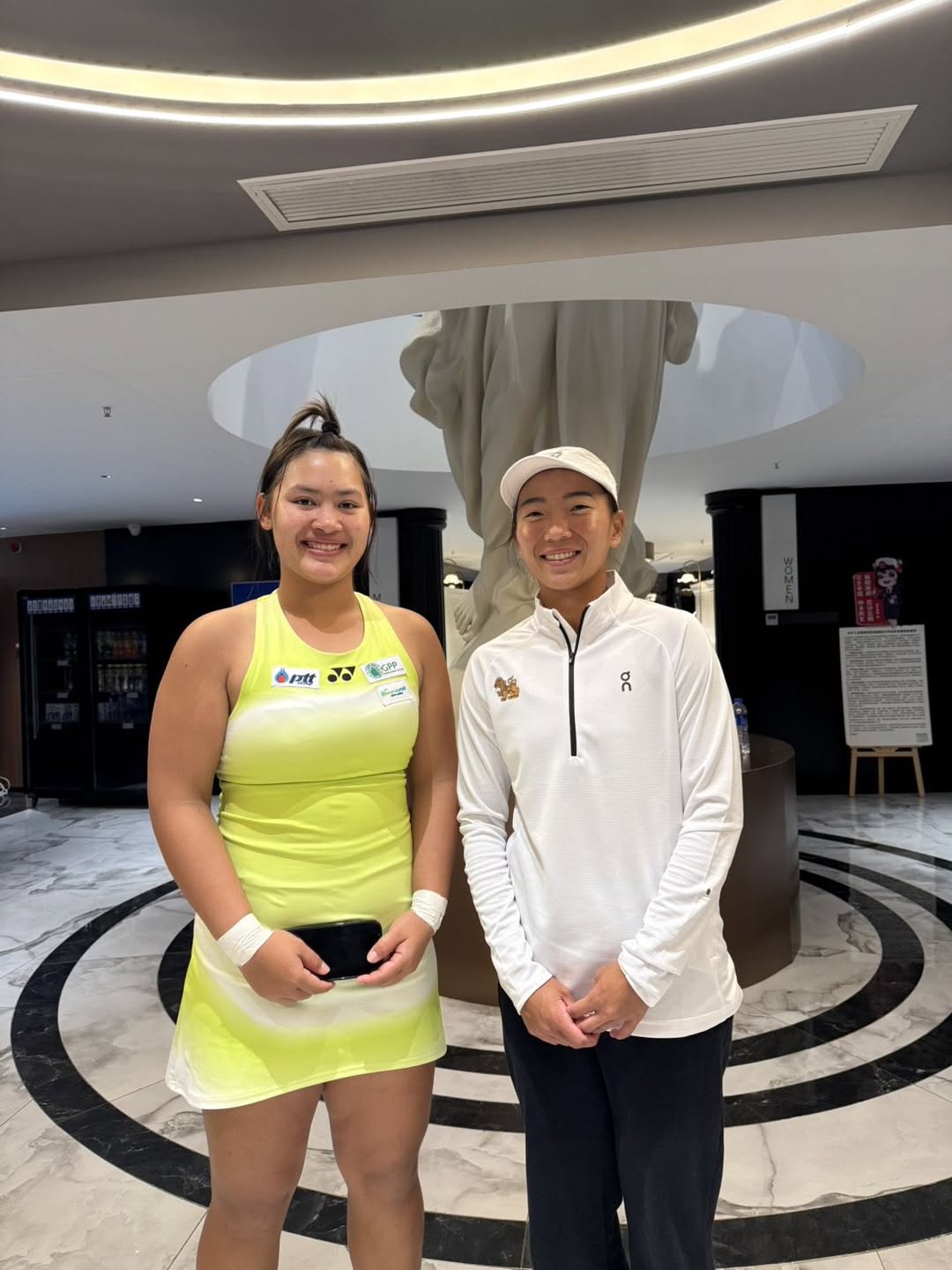 "อัญชิสา" หวดเดี่ยวฉลุยศึกอาชีพที่จีน"ทรรศพร-กมลวรรณ"ควงคู่ลิ่วก่อนรองฯ