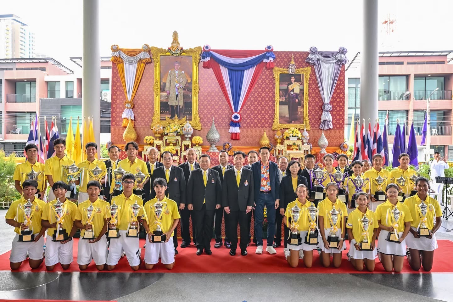 ลอนเทนนิสไทยเตรียมจัดศึกประวัติศาสตร์เทนนิสเยาวชนชิงถ้วยพระราชทาน 'คิงส์คัพ'