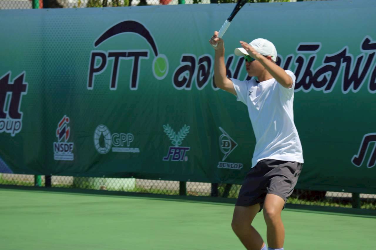 ภาสุร บุกแดนสะตอ หวดวันเดียวชนะ 2 แมทช์เปิดฉาก PTT-ลอนเทนนิสฯ ภาคใต้ ที่วลัยลักษณ์